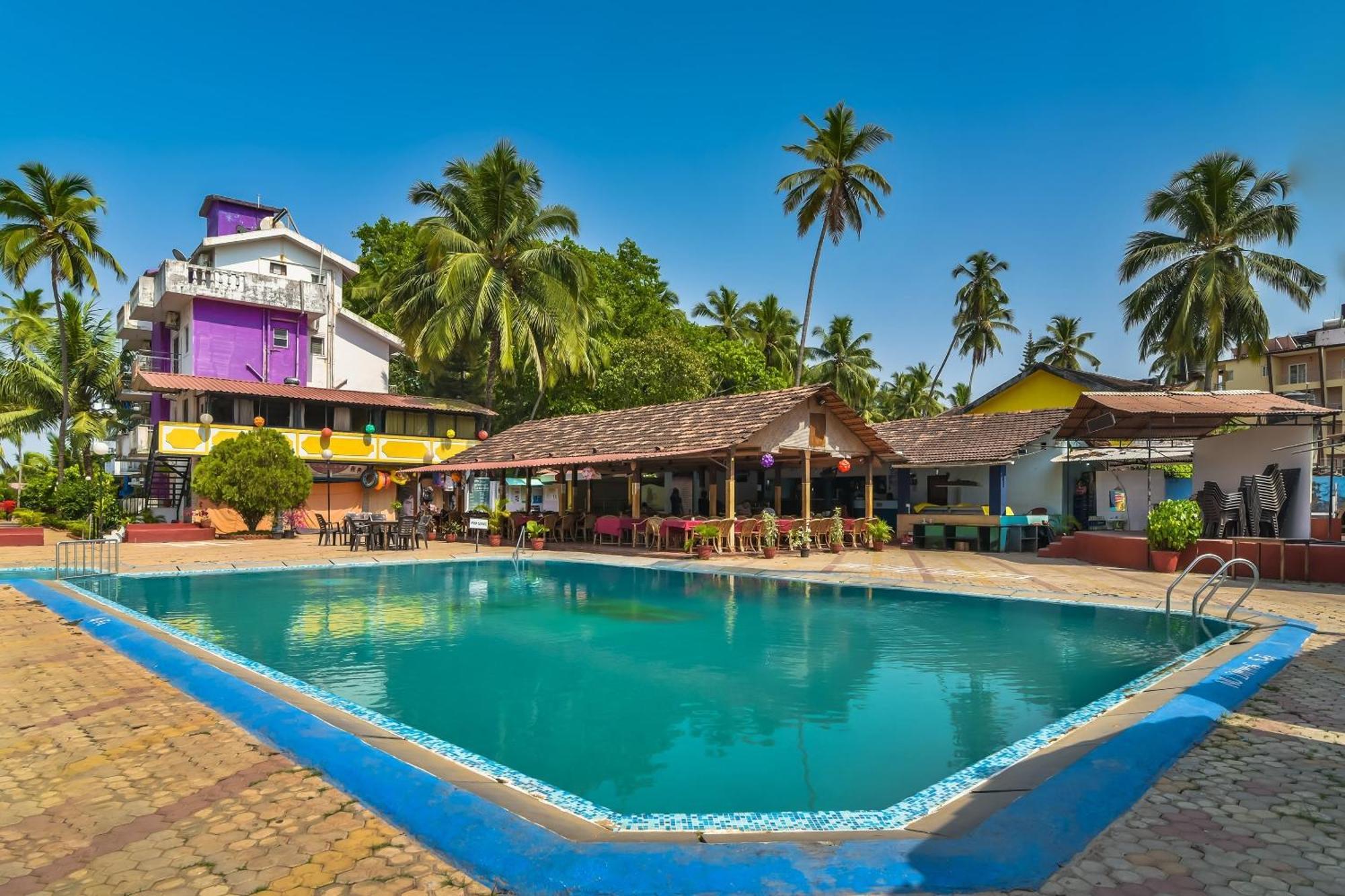 Q Lite Calangute Otel Dış mekan fotoğraf