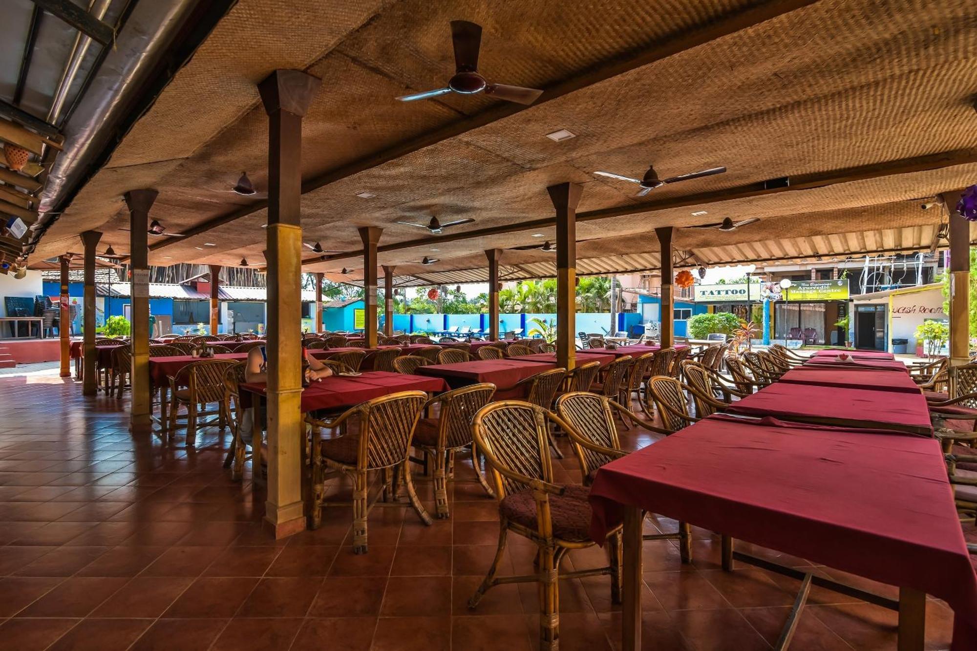 Q Lite Calangute Otel Dış mekan fotoğraf