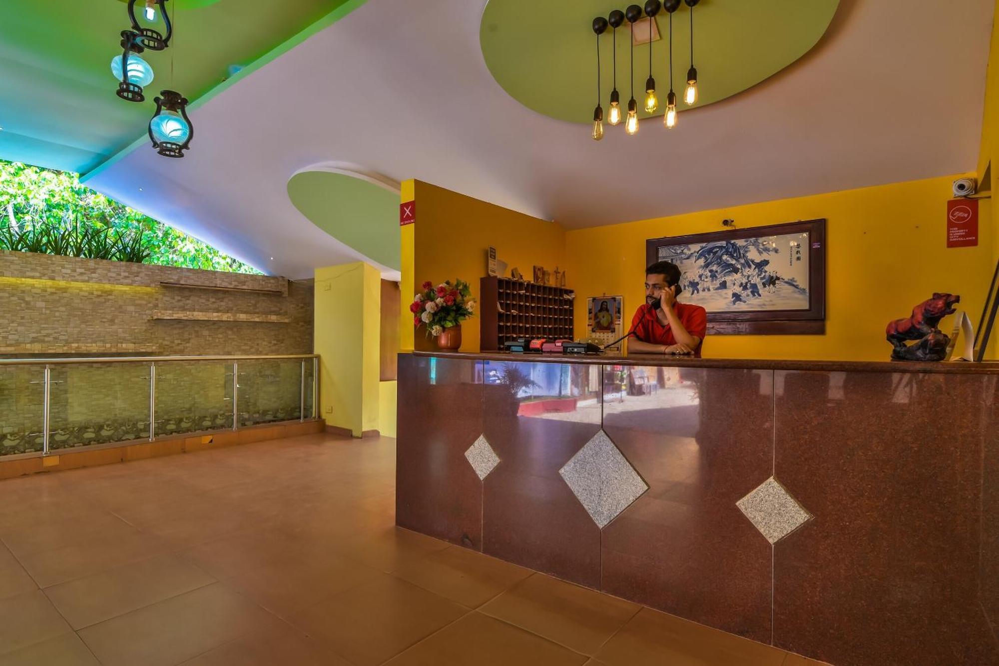 Q Lite Calangute Otel Dış mekan fotoğraf
